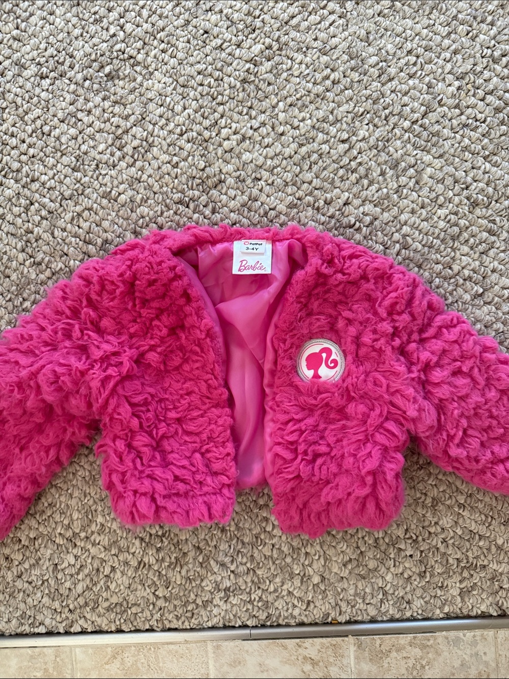 Barbie 3-4T girls Hot Pink Faux Fur cropped Cape Jacket with Logo Patch